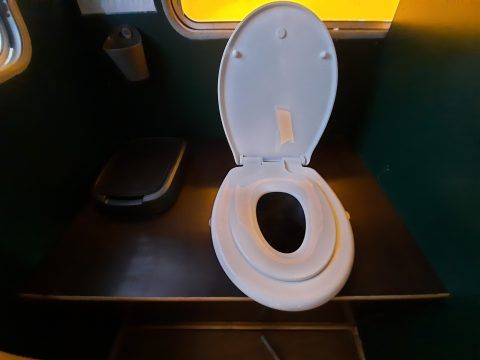 K-caravane - Location toilettes sèches mobiles au Pays Basque & Landes — location de sanitaires Biarritz