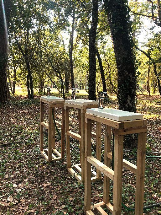 Mon Wedding Camping - Location de tentes, mobiliers et sanitaires pour mariages en Occitanie et Provence — location de sanitaires Saint-Geniès-des-Mourgues