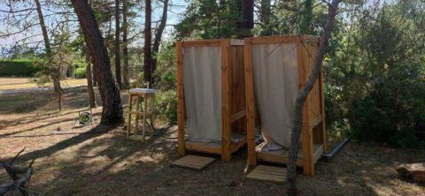 Mon Wedding Camping - Location de tentes, mobiliers et sanitaires pour mariages en Occitanie et Provence — location de sanitaires Saint-Geniès-des-Mourgues